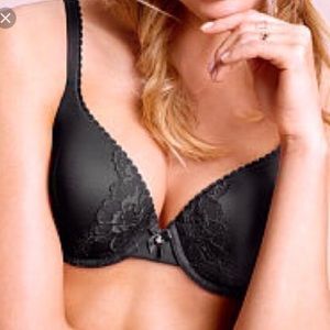 Victoria’s Secret Body By Victoria Bra 32DDD